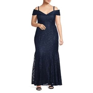 Women's clothing(324)